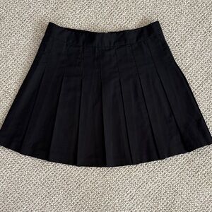 Aritzia Sunday Best Black Skater Skirt